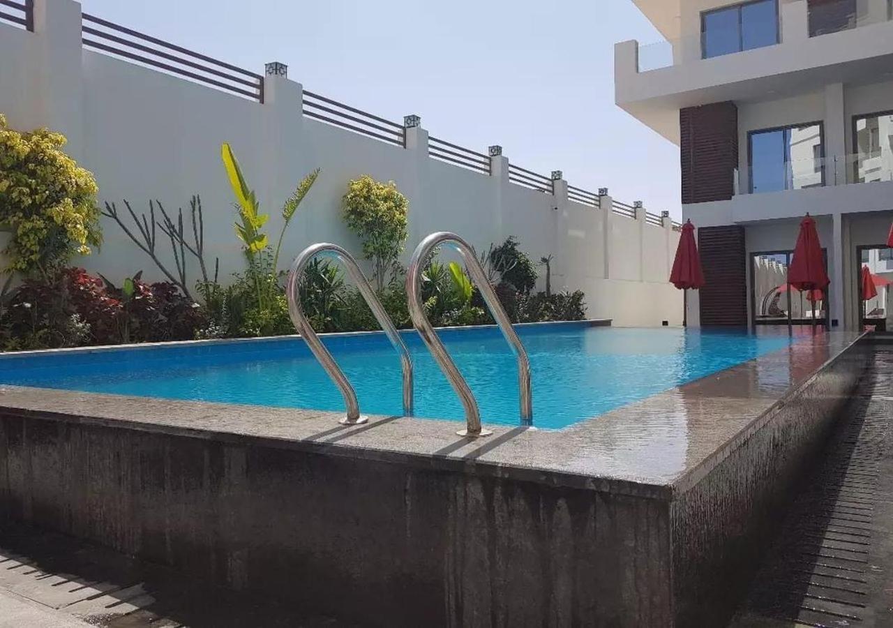 Sanctuary Sunlit Hurghada Haven With 4 Pools, Rooftop Sunsets & Gourmet Bites Steps Away Exterior photo