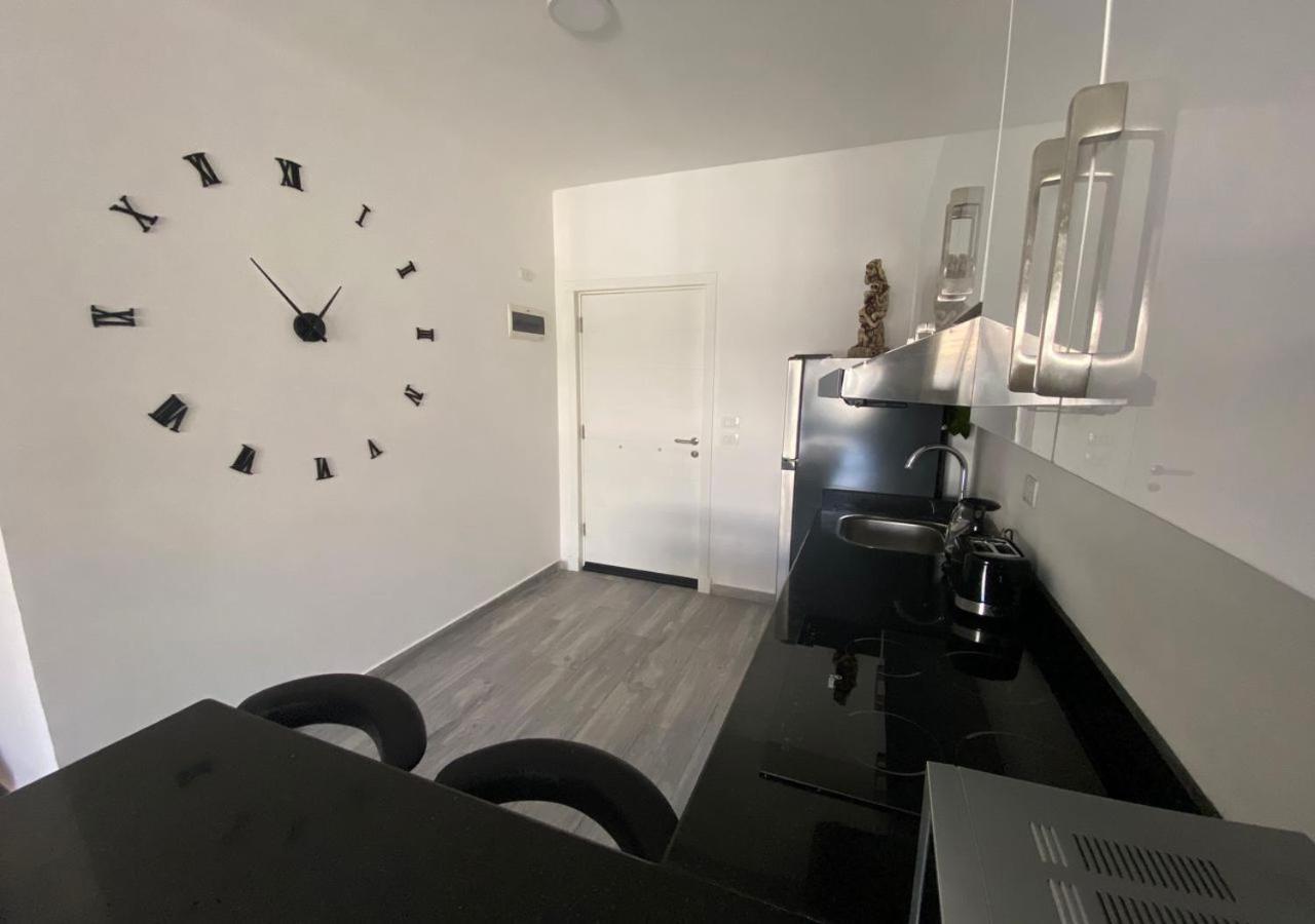 Sanctuary Sunlit Hurghada Haven With 4 Pools, Rooftop Sunsets & Gourmet Bites Steps Away Exterior photo