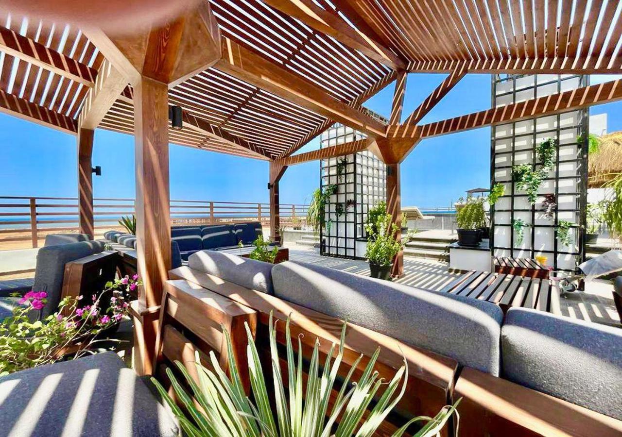 Sanctuary Sunlit Hurghada Haven With 4 Pools, Rooftop Sunsets & Gourmet Bites Steps Away Exterior photo